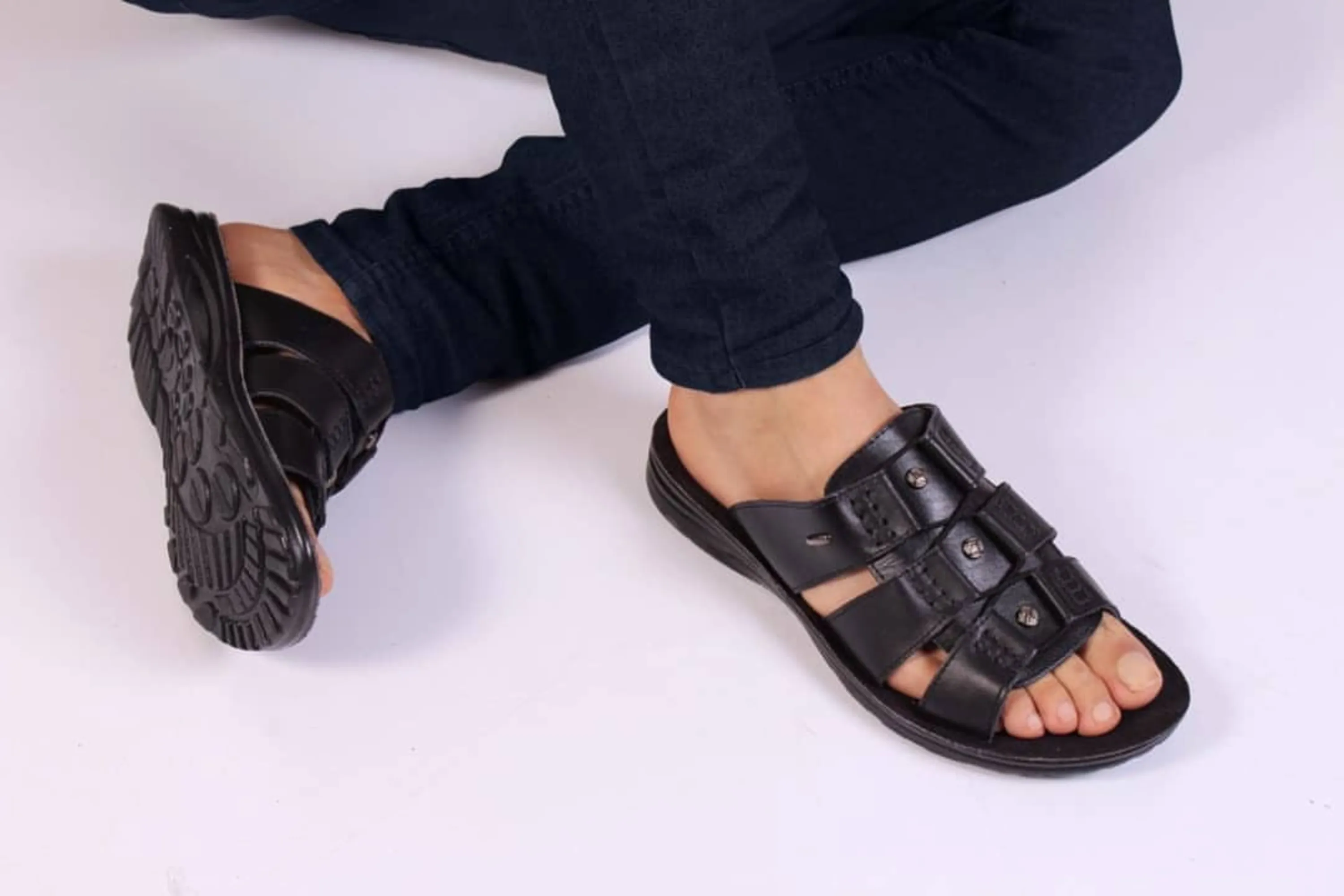 دمپایی چرم مردانه مدل دماوند 